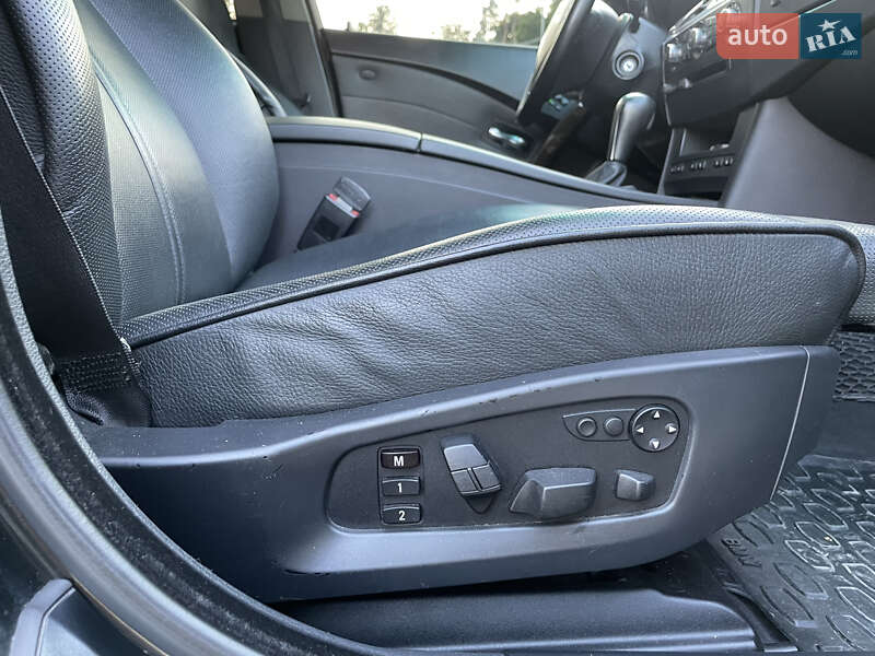 Седан BMW 5 Series 2004 в Харькове