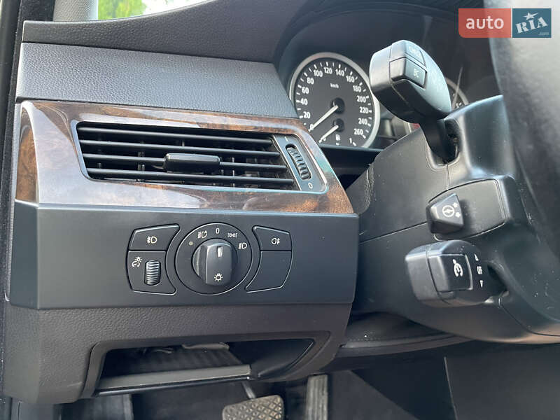 Седан BMW 5 Series 2004 в Харькове