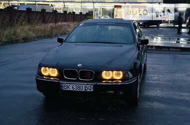 Седан BMW 5 Series 1996 в Звягелі
