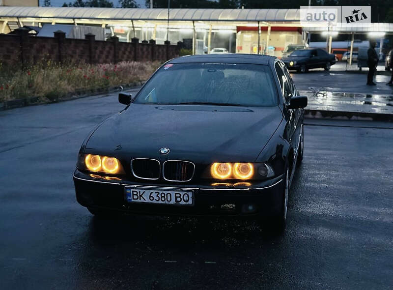 Седан BMW 5 Series 1996 в Звягеле