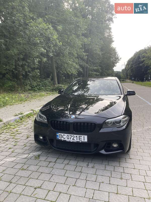 Седан BMW 5 Series 2014 в Львове