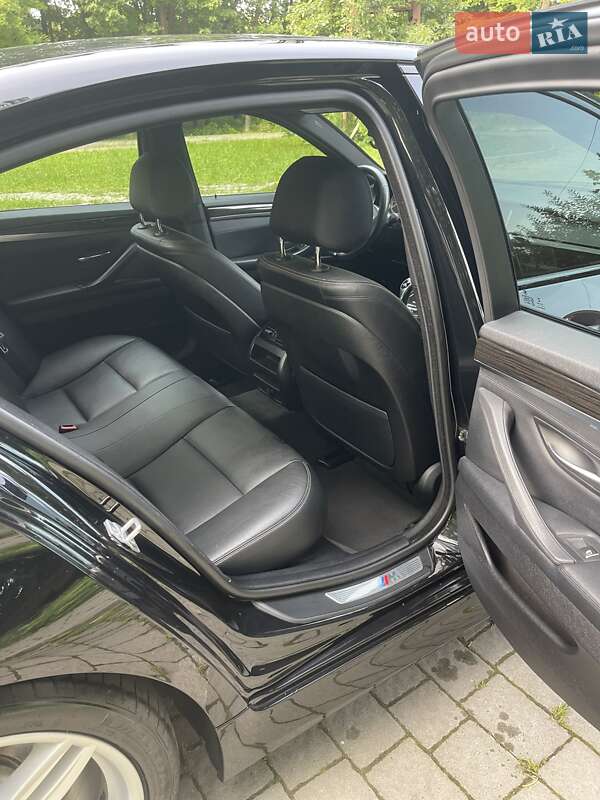 Седан BMW 5 Series 2014 в Львове