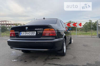 Седан BMW 5 Series 1998 в Киеве