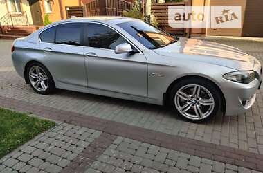 Седан BMW 5 Series 2010 в Ирпене