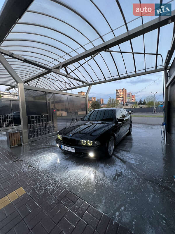 Седан BMW 5 Series 2001 в Дніпрі