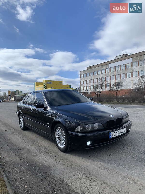 Седан BMW 5 Series 2001 в Дніпрі