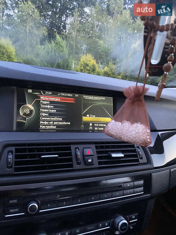 Седан BMW 5 Series 2013 в Стрию