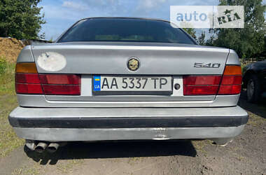 Седан BMW 5 Series 1991 в Полонном