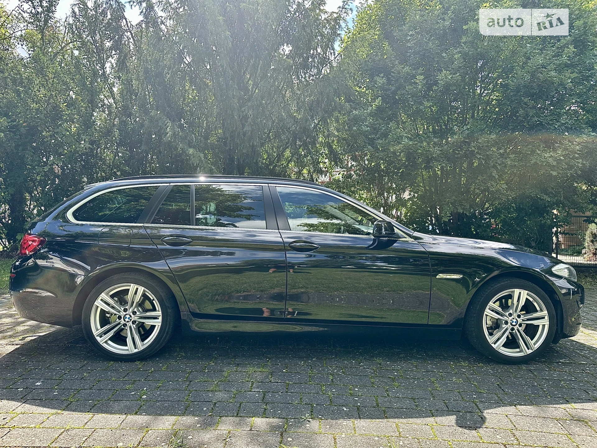 2012 BMW 5er - мініатюра 12