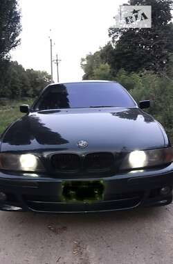 Седан BMW 5 Series 1998 в Чубинском