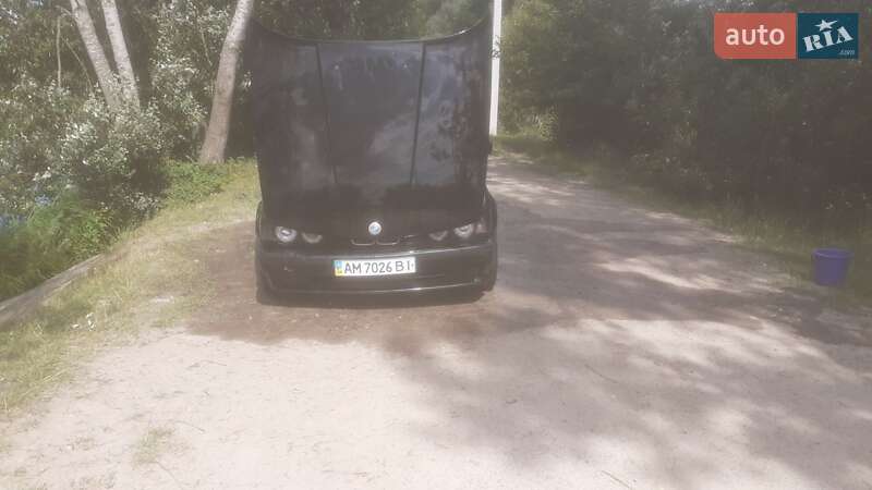 Седан BMW 5 Series 1990 в Житомире