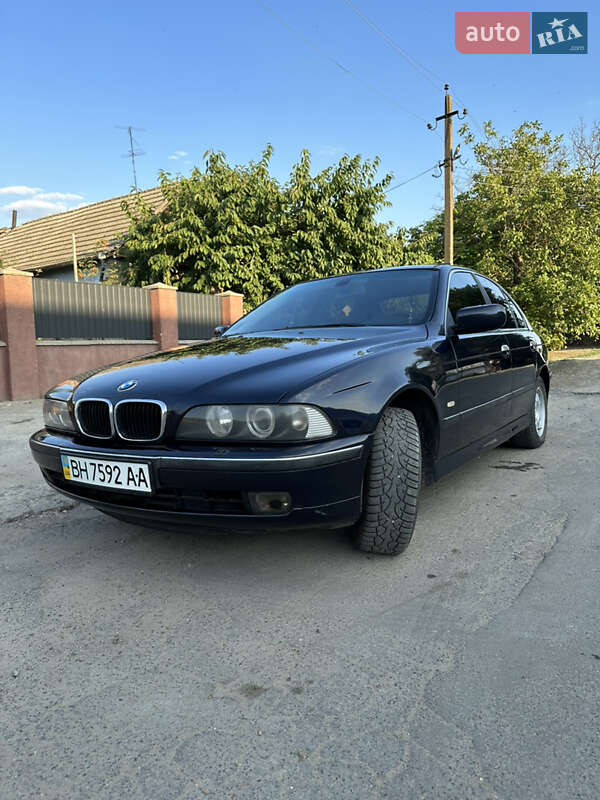 Седан BMW 5 Series 2000 в Одесі