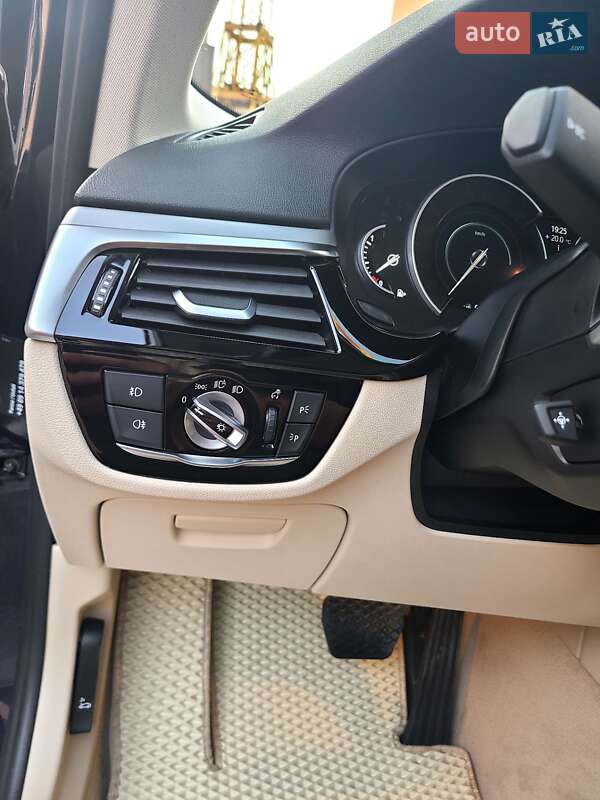 Седан BMW 5 Series 2019 в Тернополе фото 18 Седан BMW 5 Series 2019 в Тернополе