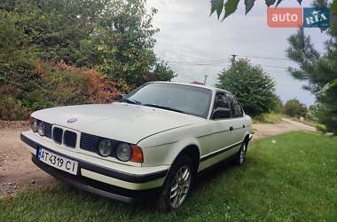 Седан BMW 5 Series 1990 в Городенке