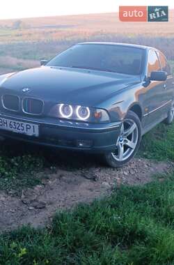 Седан BMW 5 Series 1999 в 