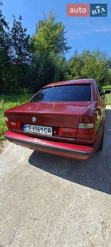 Седан BMW 5 Series 1995 в Чернівцях