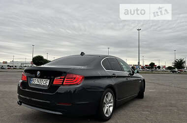 Седан BMW 5 Series 2010 в 