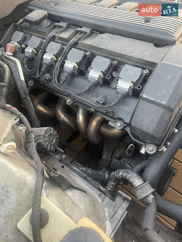 Седан BMW 5 Series 1988 в Краматорську