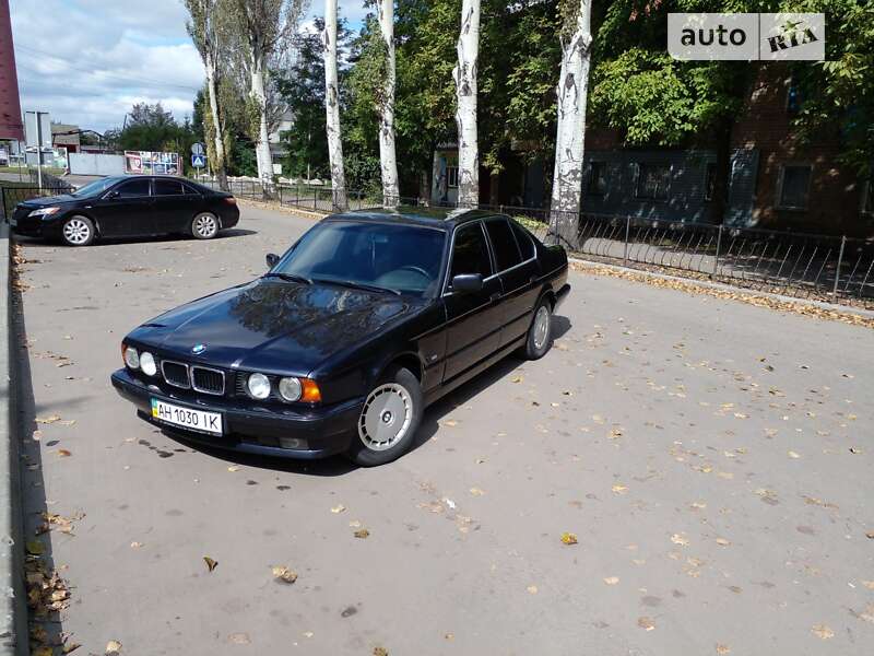 Седан BMW 5 Series 1995 в Добропіллі