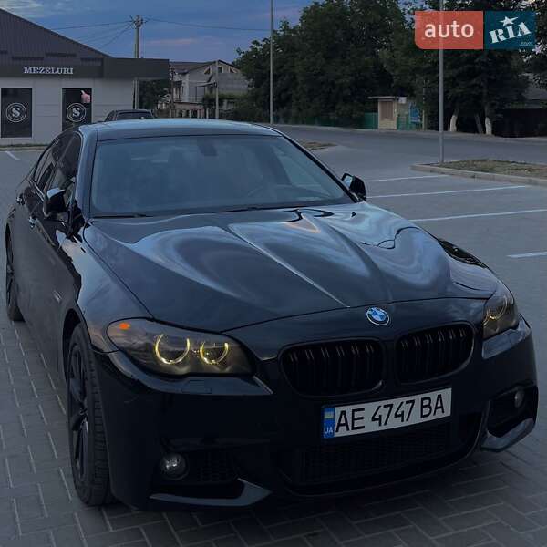 BMW 5 Series 2011 BMW 5 Series 2011