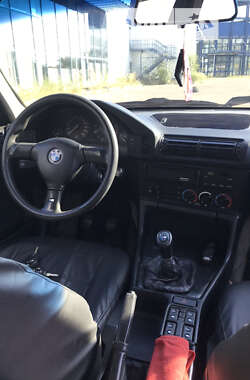 Седан BMW 5 Series 1988 в 