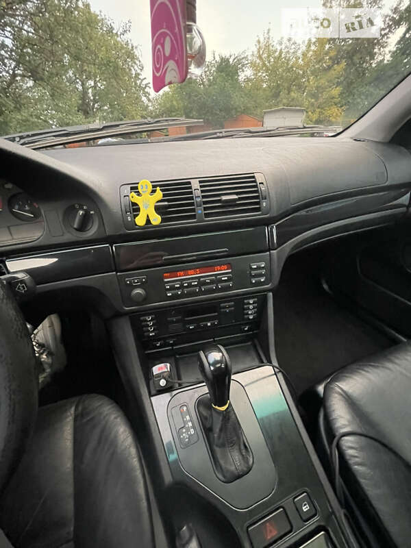 Універсал BMW 5 Series 2000 в Сарнах