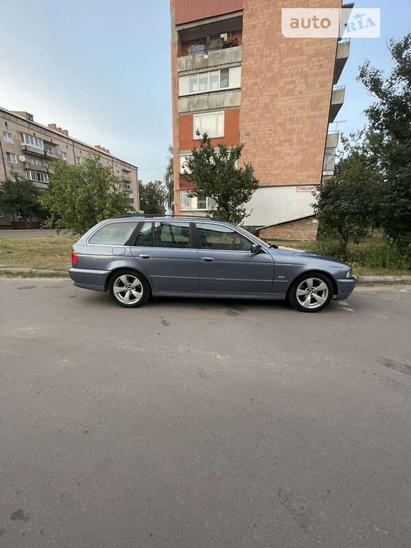 Універсал BMW 5 Series 2000 в Сарнах