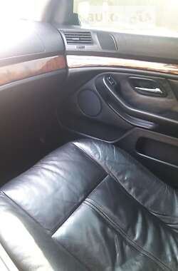 Седан BMW 5 Series 1999 в 