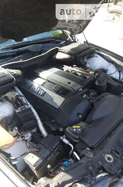 Седан BMW 5 Series 1999 в 