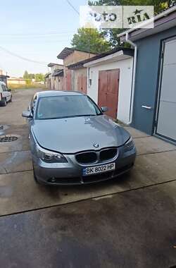 Седан BMW 5 Series 2004 в Костополе