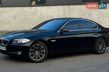 Седан BMW 5 Series 2013 в 