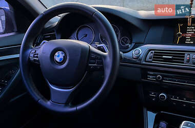 Седан BMW 5 Series 2013 в 
