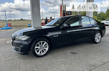 Седан BMW 5 Series 2016 в Умані