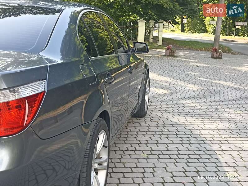 Седан BMW 5 Series 2006 в Львове