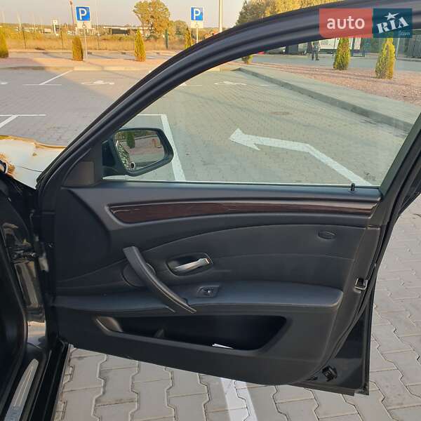 Універсал BMW 5 Series 2009 в Житомирі