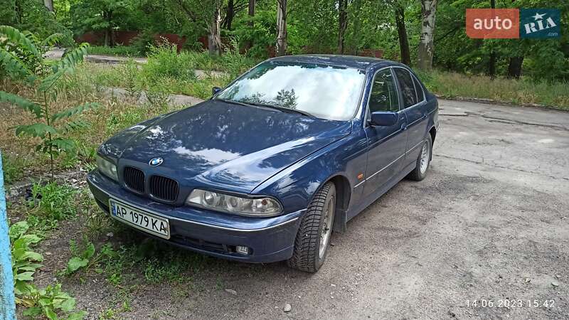 Седан BMW 5 Series 1997 в Запорожье