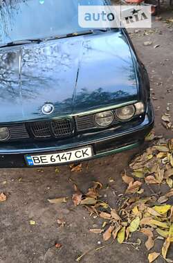Седан BMW 5 Series 1990 в Вознесенську