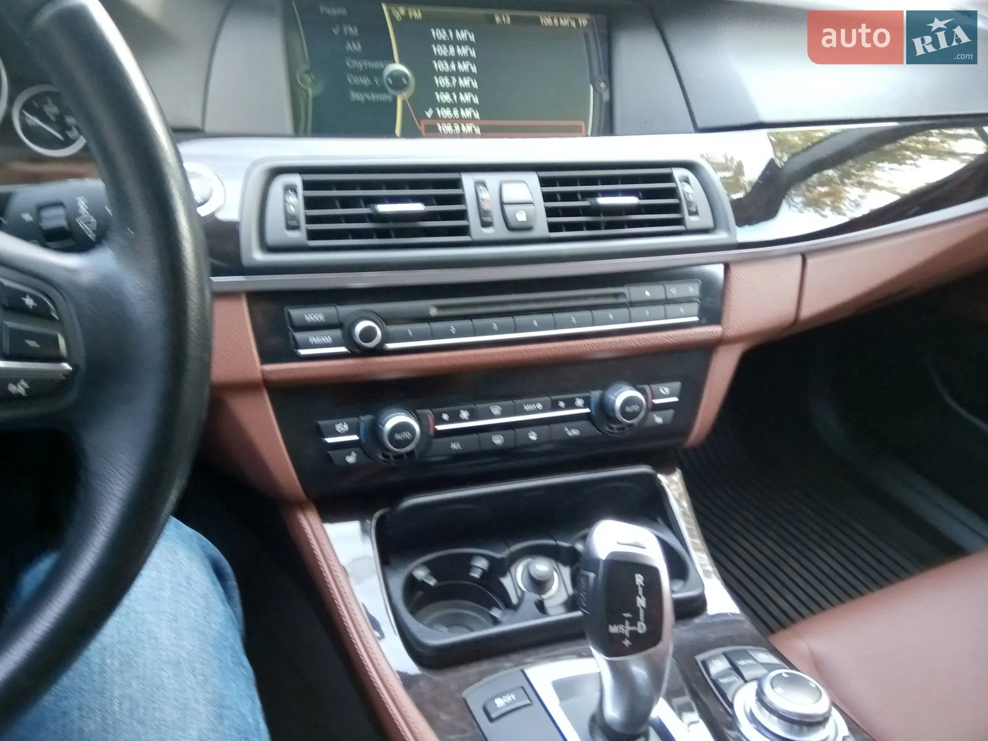 2011 BMW 5er - мініатюра 8