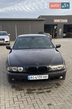 Седан BMW 5 Series 2001 в Ужгороде