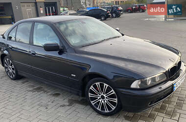 Седан BMW 5 Series 2001 в Ужгороде