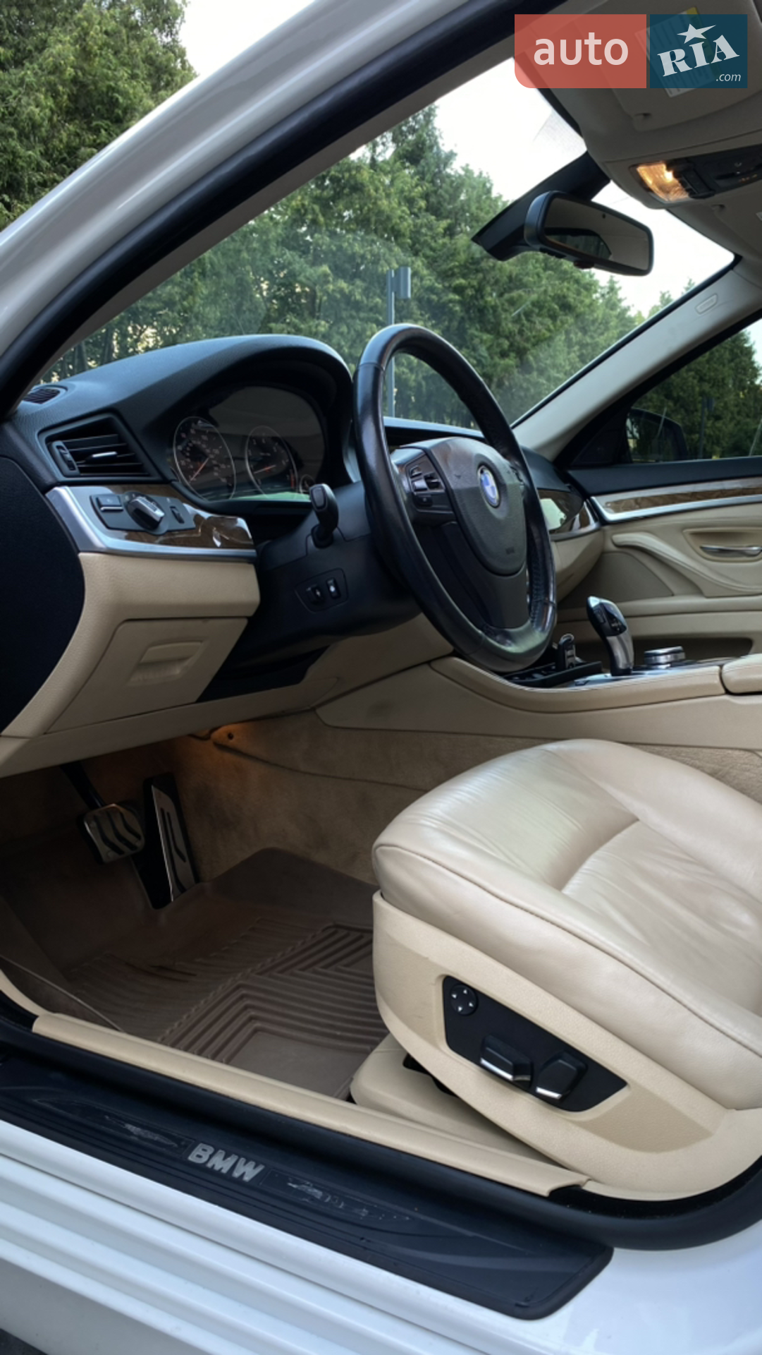 2010 BMW 5er - мініатюра 18