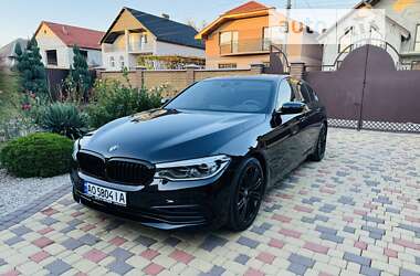 Седан BMW 5 Series 2017 в Мукачево