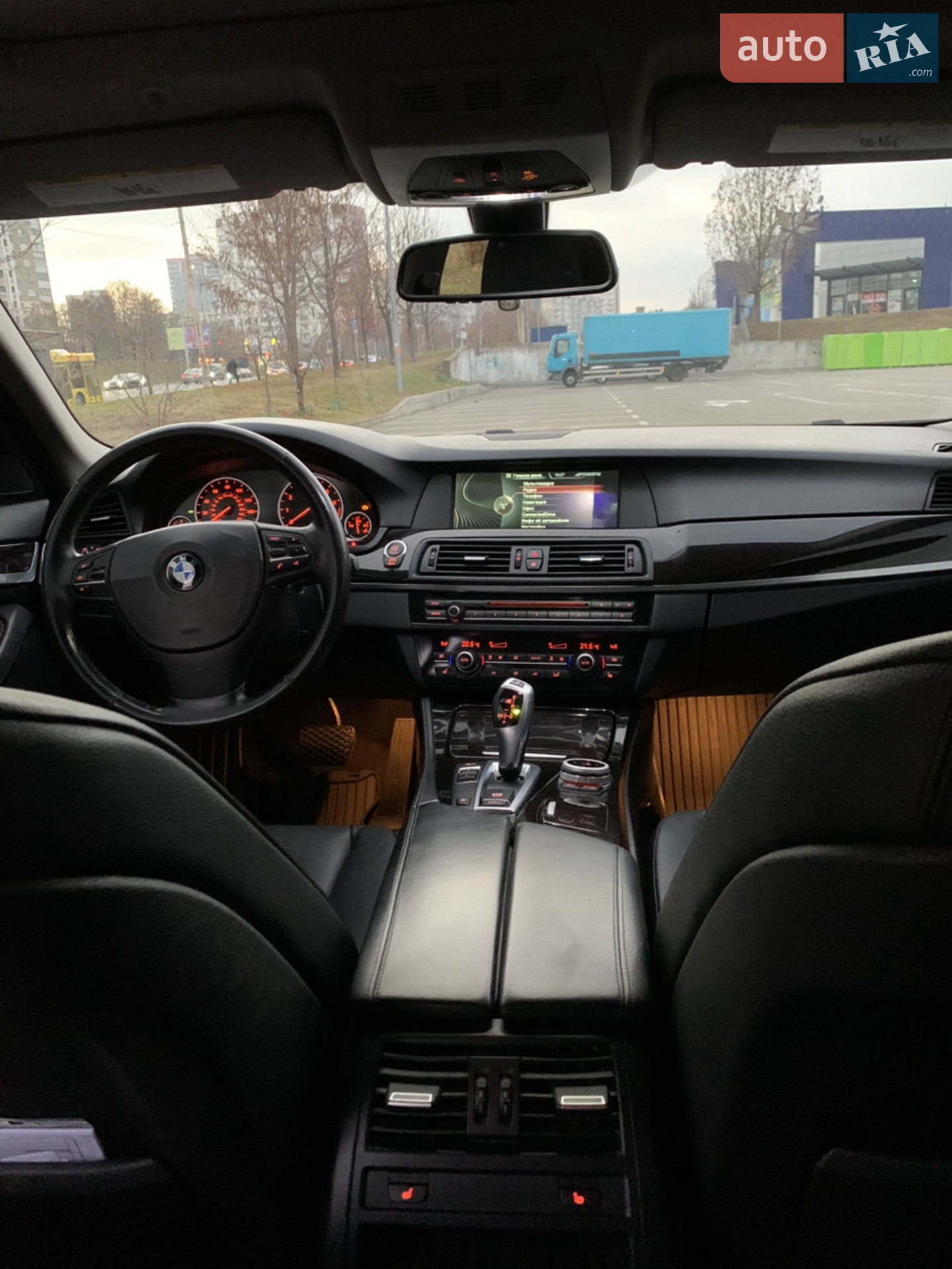 2012 BMW 5er - мініатюра 12