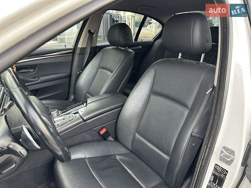 Седан BMW 5 Series 2014 в Одессе