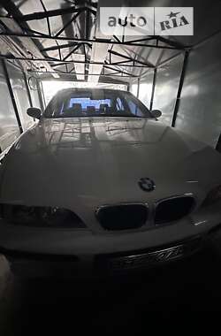 Седан BMW 5 Series 1999 в Измаиле