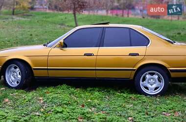 Седан BMW 5 Series 1989 в Кропивницькому