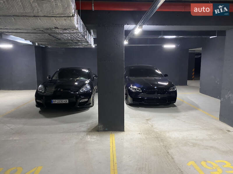 Седан BMW 5 Series 2012 в Кременчуге