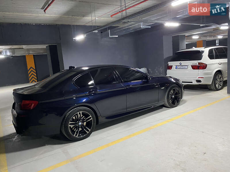 Седан BMW 5 Series 2012 в Кременчуге