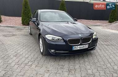 Седан BMW 5 Series 2012 в 