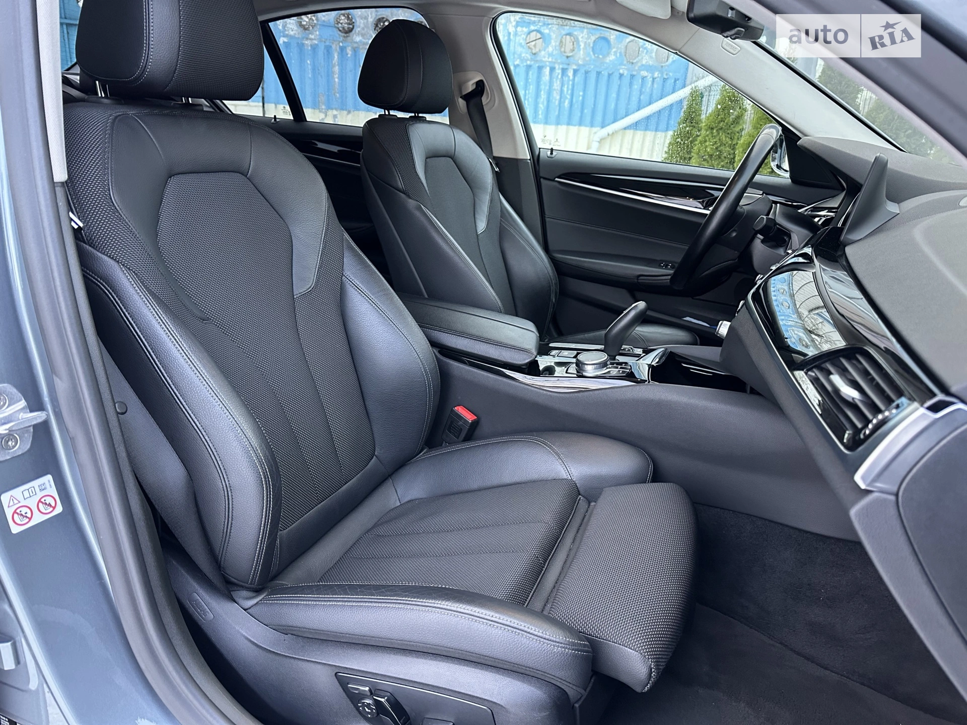 2017 BMW 5er - мініатюра 14